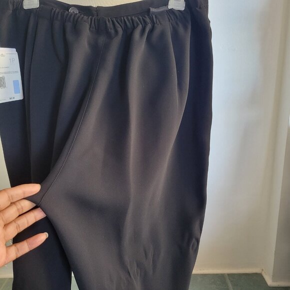 NWT – LIZ Claiborne Petite Black Pants (Size: 1P) - Picture 4 of 10